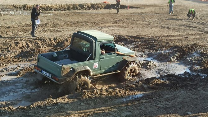 aa-20221113-29430803-29430801-kahramankazanda_offroad_oyunlari_basladi.jpg