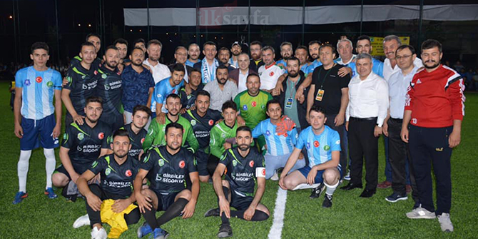 gerede-sosyal-yardimlasma-ve-dayanisma-dernegi,-gerede-koyler-arasi-dostluk-ve-kardeslik-futbol-turnuvasi,-cafer-alagoz,-asim-balci,,.jpg