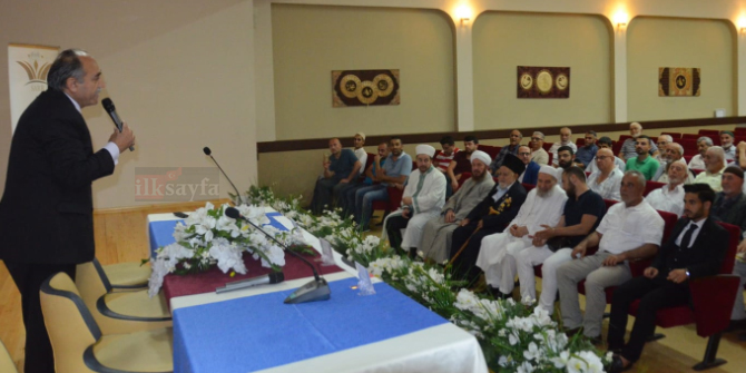 ilme-destek-dernegi,--haci-bayram-cami-esref-rumi-konferans-salonu,-kore-muftusu-dr-abdulwahab-zahid-haq,.jpg